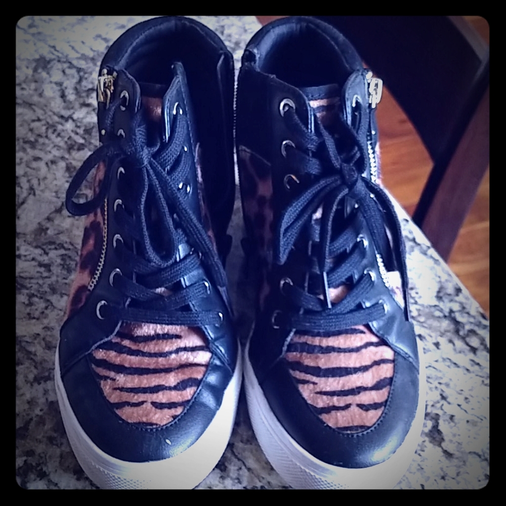 Aldo leopard platform shoes